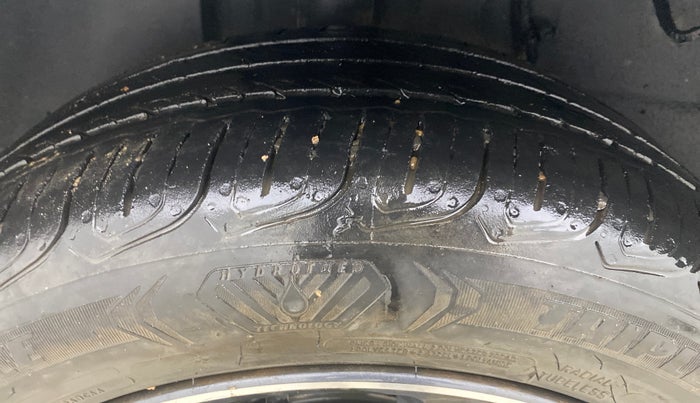 2022 Tata ALTROZ XZ PLUS PETROL, CNG, Manual, 1,27,164 km, Right Rear Tyre Tread