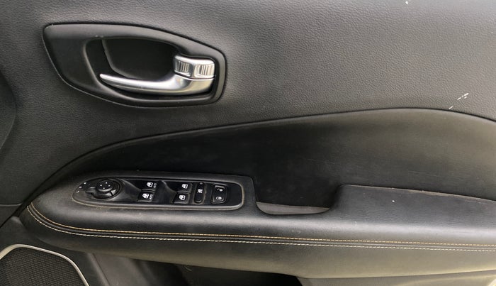 2019 Jeep Compass SPORT PLUS 2.0 DIESEL, Diesel, Manual, 94,130 km, Driver Side Door Panels Control