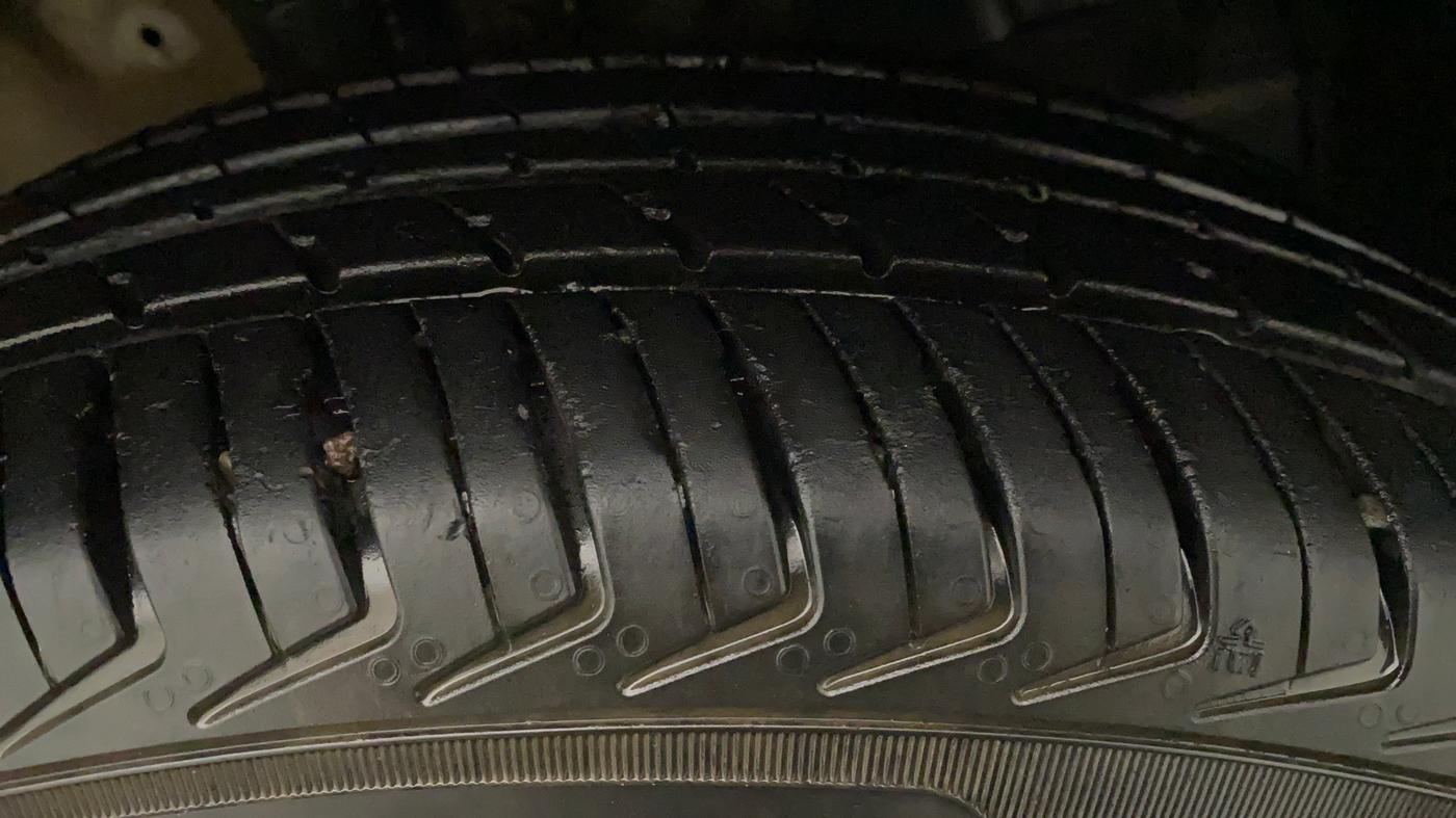 2021 Maruti New Wagon-R LXI CNG (O) 1.0, CNG, Manual, 16,320 km, Right Front Tyre Tread