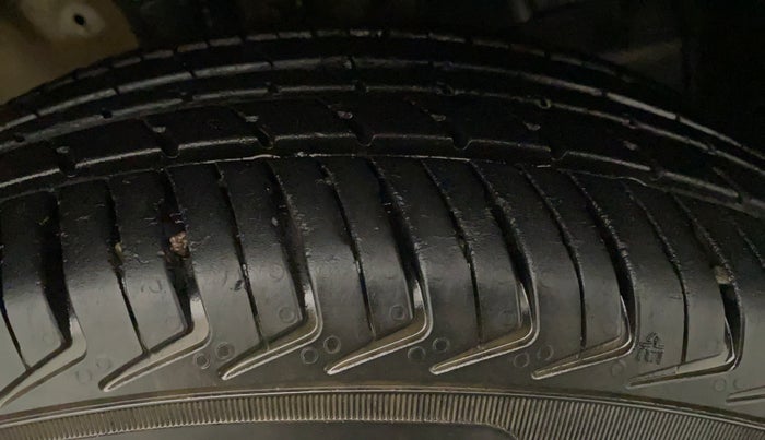 2021 Maruti New Wagon-R LXI CNG (O) 1.0, CNG, Manual, 16,320 km, Right Front Tyre Tread