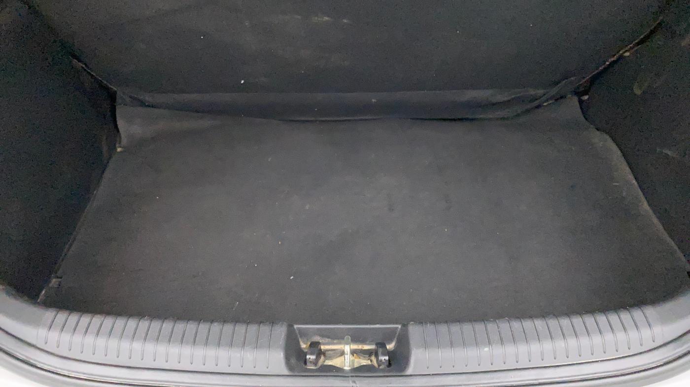 2013 Hyundai i20 MAGNA O 1.2, Petrol, Manual, 46,993 km, Boot Inside View