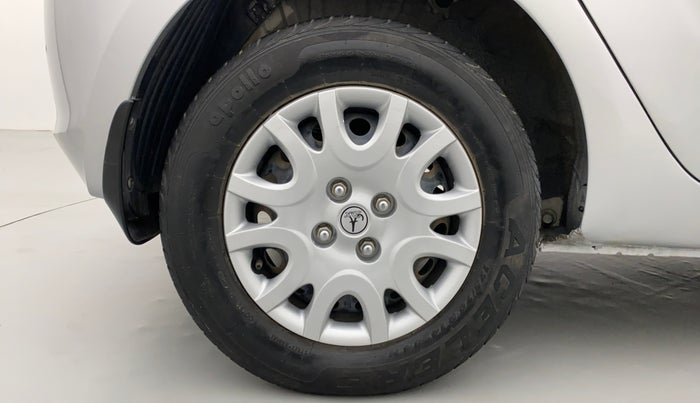 2013 Hyundai i20 MAGNA O 1.2, Petrol, Manual, 46,993 km, Right Rear Wheel