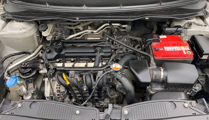 2013 Hyundai i20 MAGNA O 1.2, Petrol, Manual, 46,993 km, Engine Bonet View