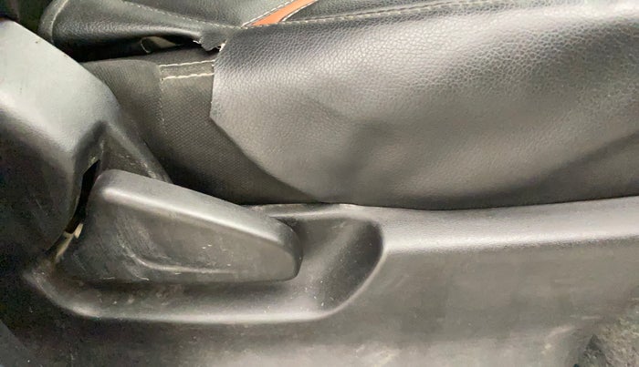 2019 Datsun Redi Go A, Petrol, Manual, 52,284 km, Driver Side Adjustment Panel