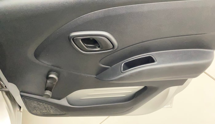 2019 Datsun Redi Go A, Petrol, Manual, 52,284 km, Driver Side Door Panels Control