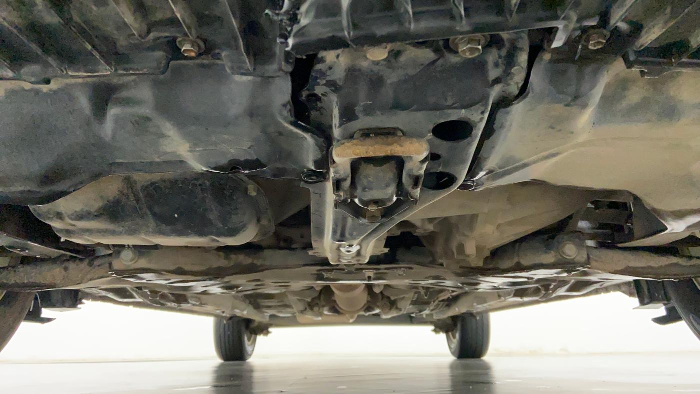 2017 Toyota Corolla Altis J S, CNG, Manual, Front Underbody