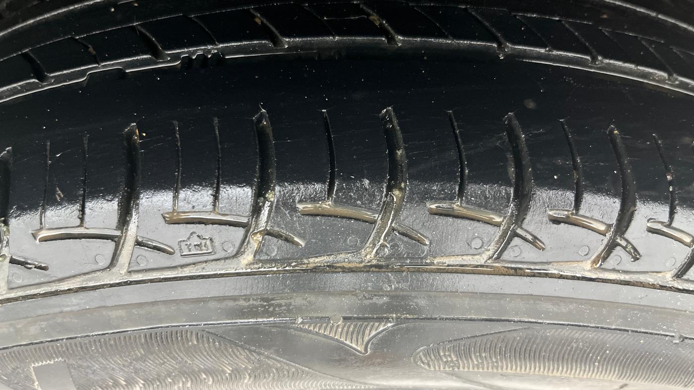2017 Maruti Baleno DELTA CVT PETROL 1.2, Petrol, Automatic, 40,220 km, Left Rear Tyre Tread