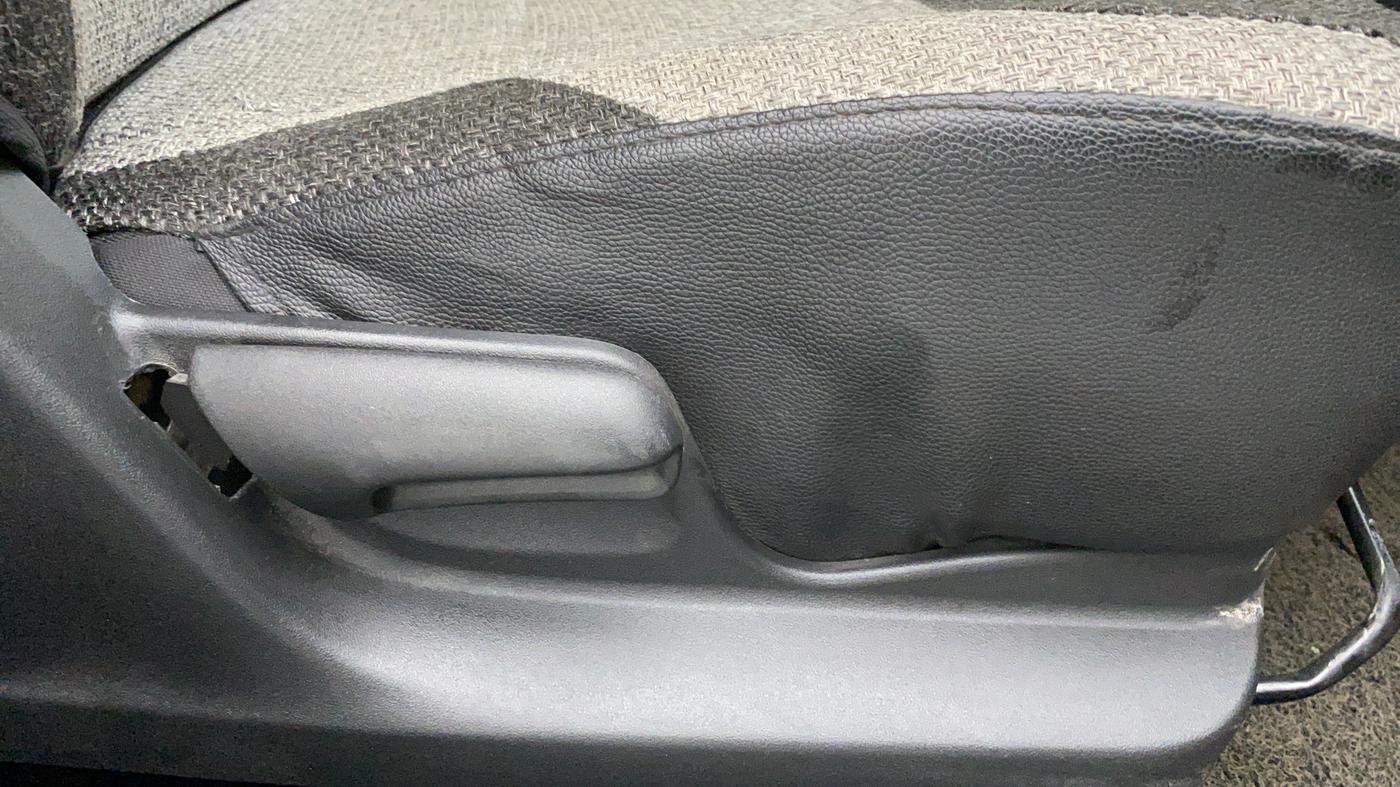 2017 Maruti Swift VXI D, Petrol, Manual, 14,319 km, Driver Side Adjustment Panel