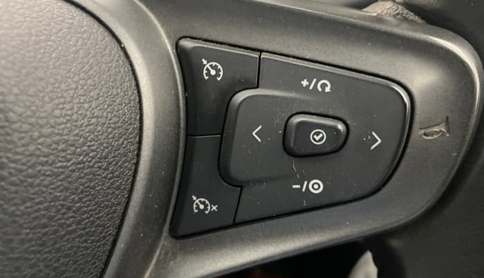 2022 Tata ALTROZ XZ PLUS DIESEL, Diesel, Manual, 33,122 km, Adaptive Cruise Control