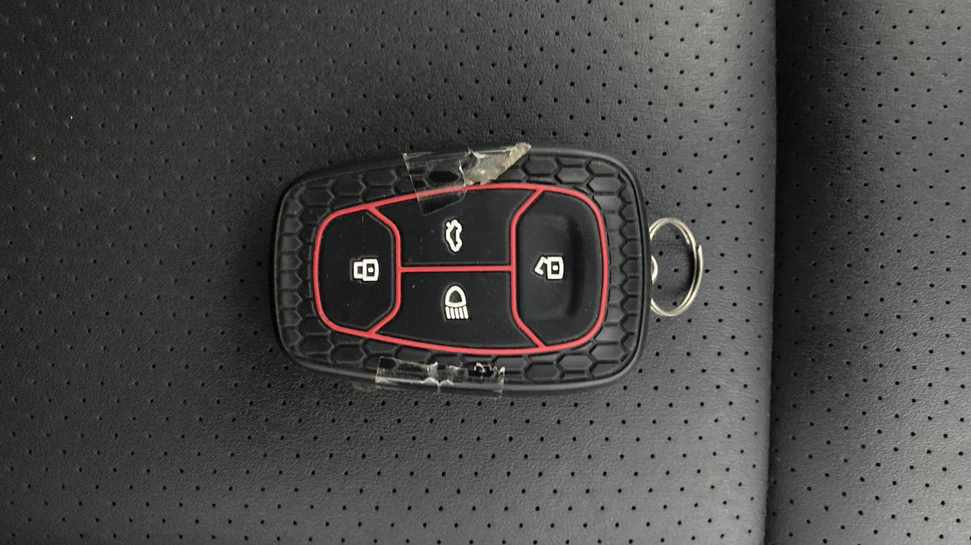 2022 Tata ALTROZ XZ PLUS DIESEL, Diesel, Manual, 33,122 km, Key Close Up