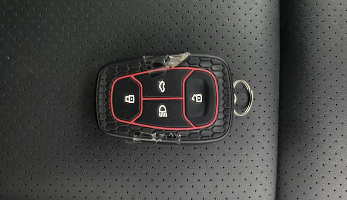 2022 Tata ALTROZ XZ PLUS DIESEL, Diesel, Manual, 33,122 km, Key Close Up