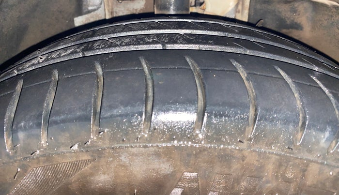 2020 Tata Tiago XZA PLUS PETROL, Petrol, Automatic, 46,586 km, Right Front Tyre Tread