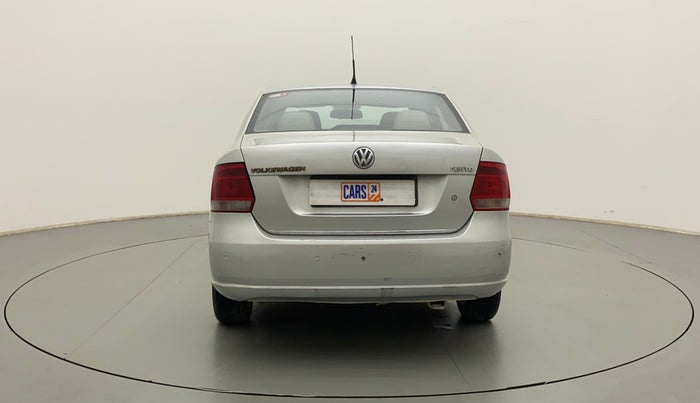 2011 Volkswagen Vento TRENDLINE 1.6, Petrol, Manual, 69,574 km, Back/Rear