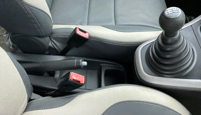 2011 Maruti Ritz VXI, Petrol, Manual, 84,118 km, Gear Lever