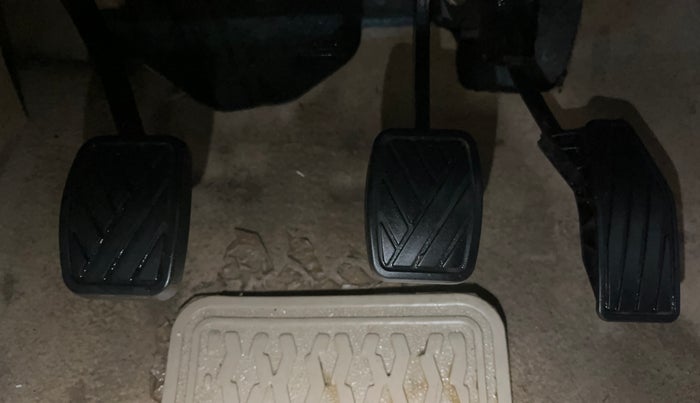 2020 Maruti Dzire VXI, Petrol, Manual, 58,488 km, Pedals