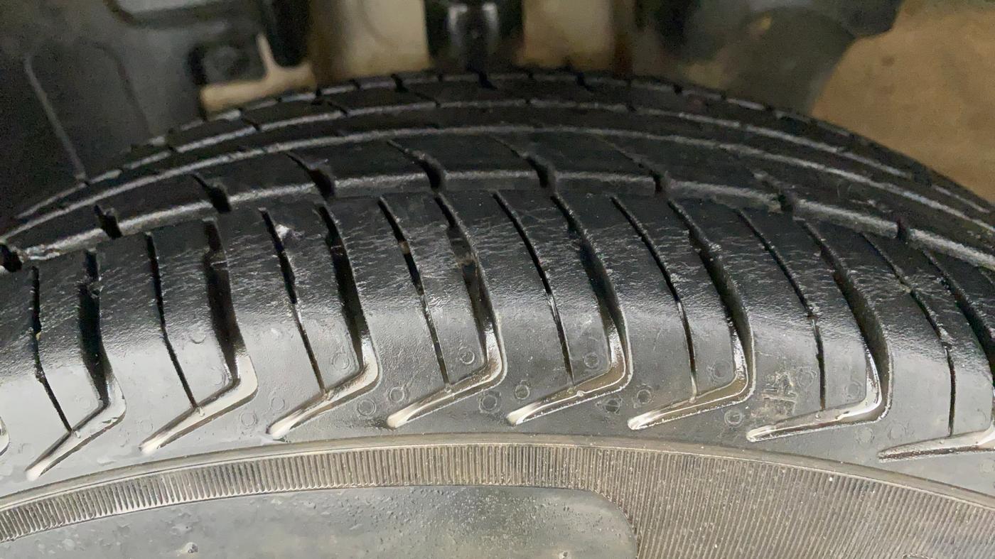 2019 Renault Kwid RXT Opt, Petrol, Manual, 26,678 km, Left Front Tyre Tread