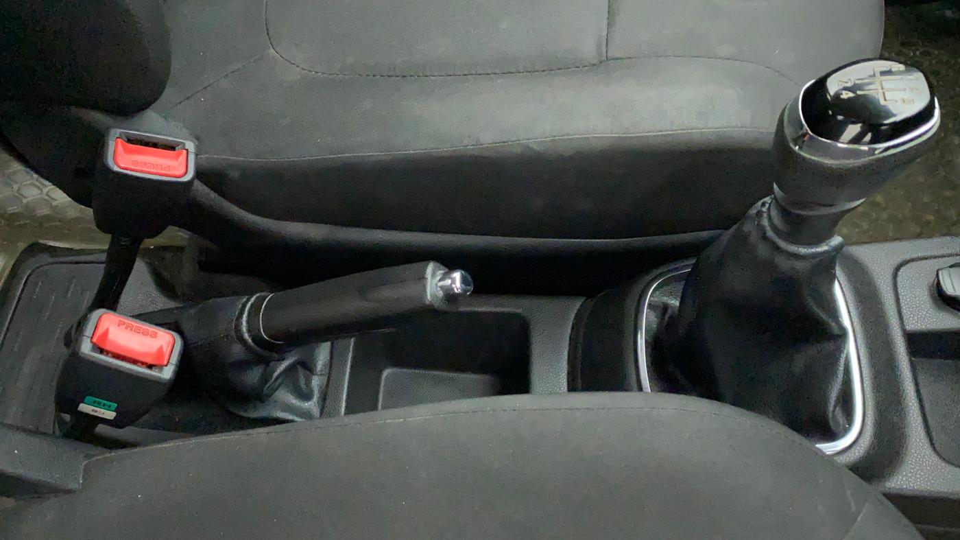 2019 Renault Kwid RXT Opt, Petrol, Manual, 26,678 km, Gear Lever