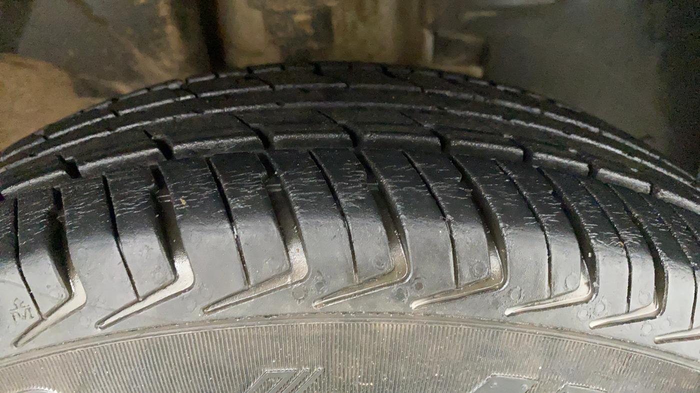2019 Renault Kwid RXT Opt, Petrol, Manual, 26,678 km, Right Front Tyre Tread