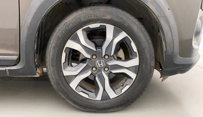 2017 Honda WR-V 1.5L I-DTEC VX MT, Diesel, Manual, 62,997 km, Right Front Wheel