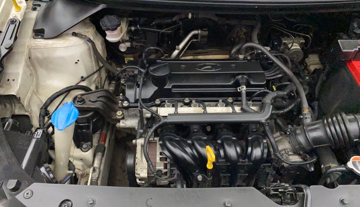 2016 Hyundai Elite i20 ASTA 1.2 (O), Petrol, Manual, 84,649 km, Engine View - Right