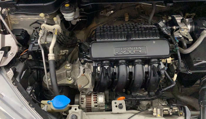 2015 Honda Jazz 1.2L I-VTEC SV, Petrol, Manual, 1,20,297 km, Engine View - Right