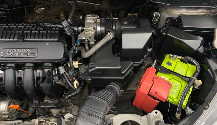 2015 Honda Jazz 1.2L I-VTEC SV, Petrol, Manual, 1,20,297 km, Engine View - Left