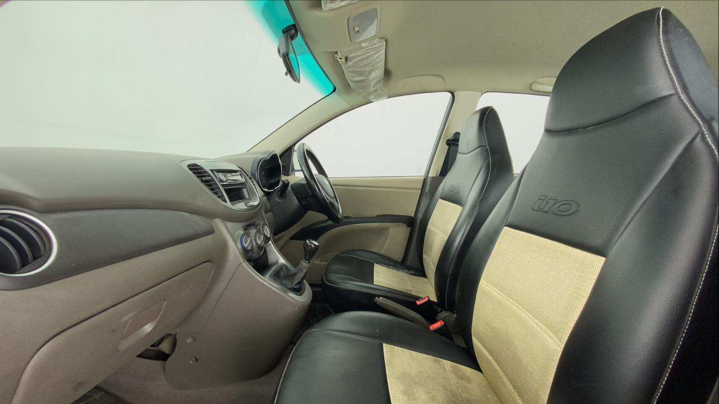 2016 Hyundai i10 MAGNA 1.1, Petrol, Manual, 88,061 km, Right Side Front Door Cabin