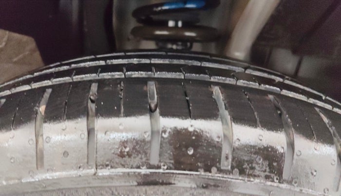 2021 Renault Kiger RXT (O) MT, CNG, Manual, 48,419 km, Right Front Tyre Tread