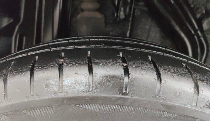 2021 Renault Kiger RXT (O) MT, CNG, Manual, 48,419 km, Right Rear Tyre Tread