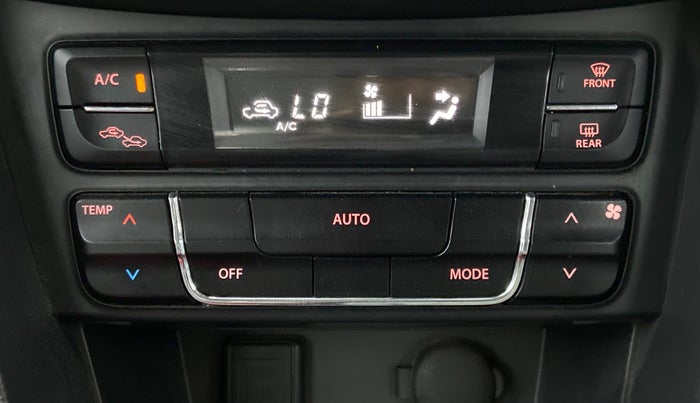2017 Maruti Vitara Brezza ZDI PLUS DUAL TONE, Diesel, Manual, 1,03,256 km, Automatic Climate Control