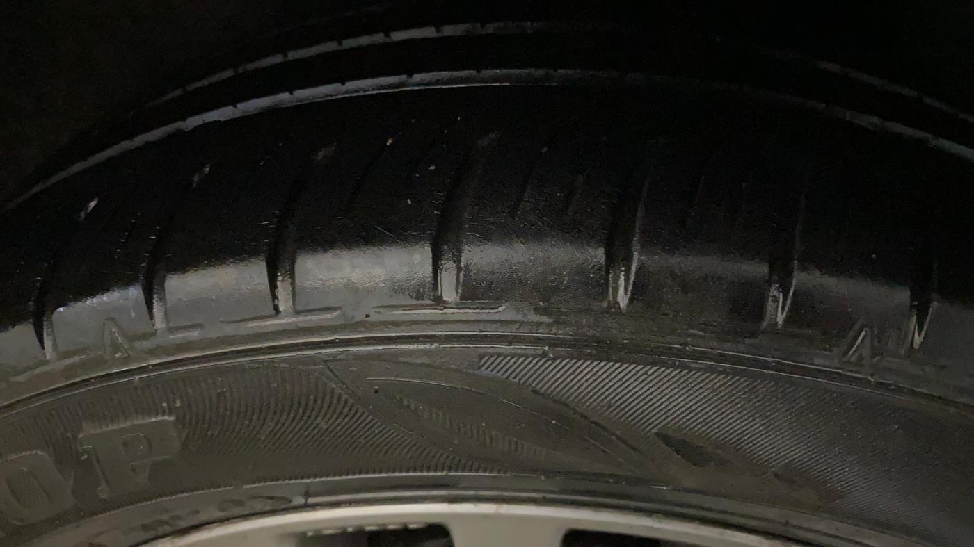 2016 Maruti Ciaz ZXI+ RS, Petrol, Manual, 76,161 km, Left Rear Tyre Tread