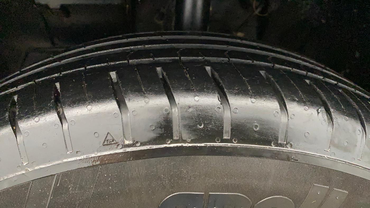 2023 Tata PUNCH ADVENTURE MT, Petrol, Manual, 34,941 km, Left Front Tyre Tread