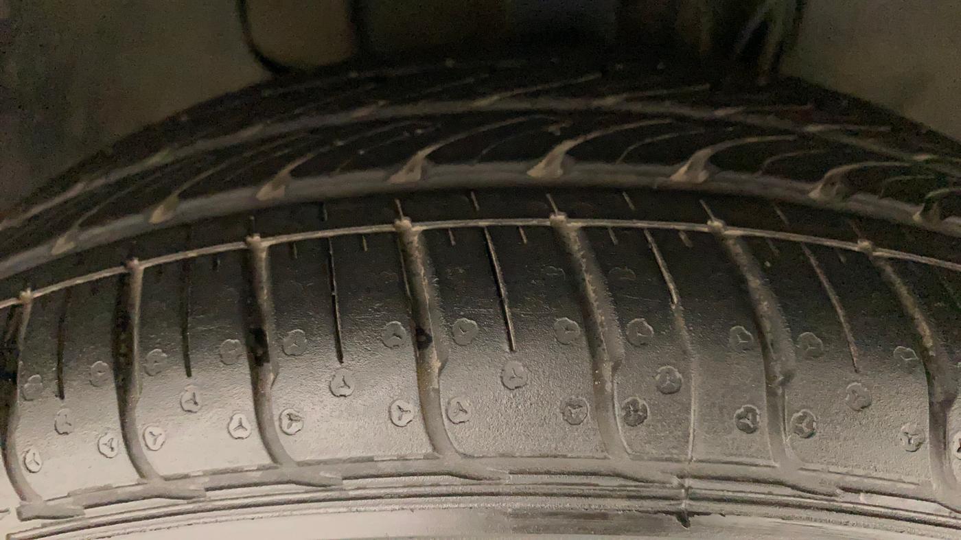 2020 Tata Tiago XZA PLUS PETROL, Petrol, Automatic, 50,278 km, Right Front Tyre Tread