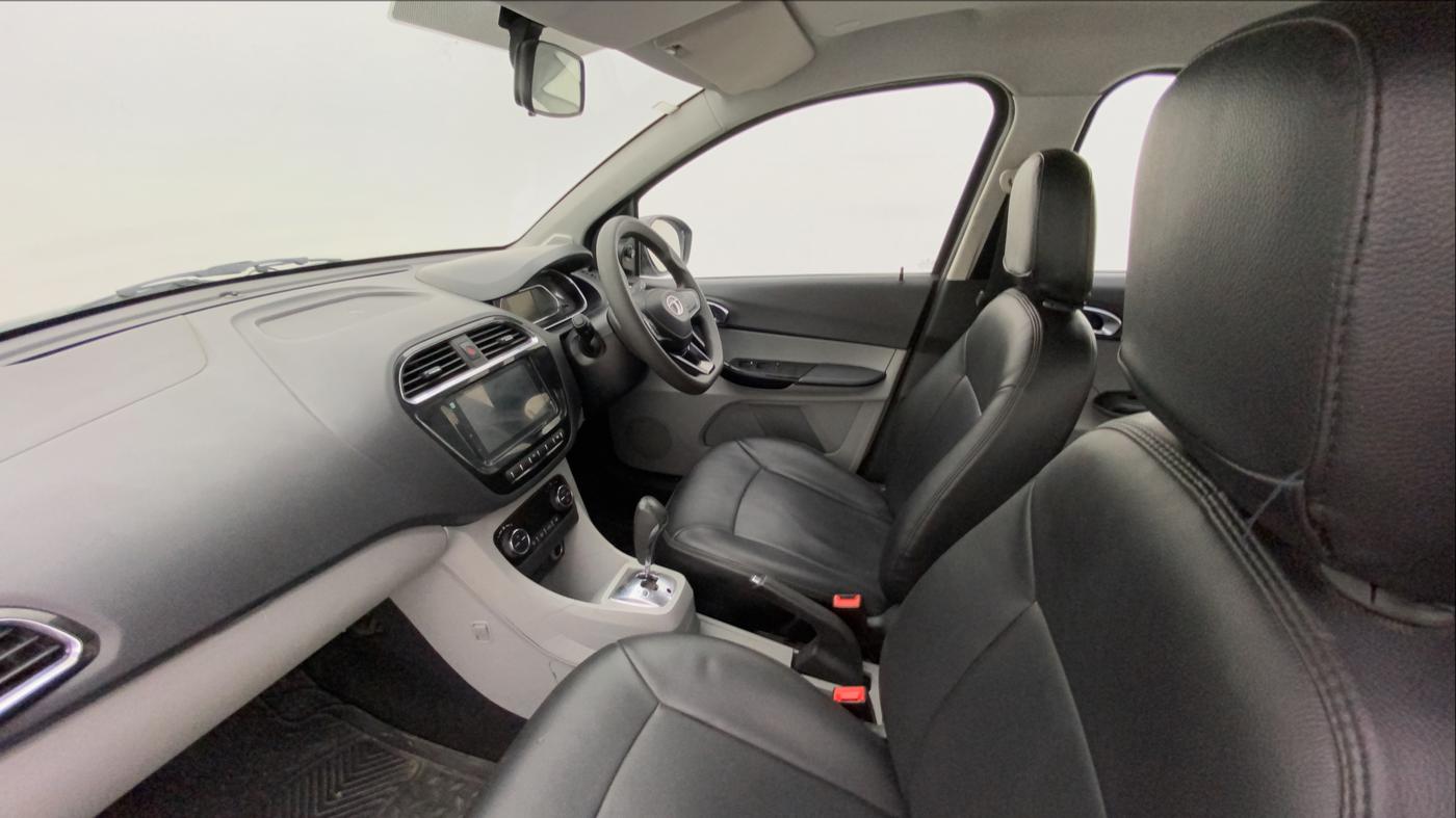 2020 Tata Tiago XZA PLUS PETROL, Petrol, Automatic, 50,278 km, Right Side Front Door Cabin