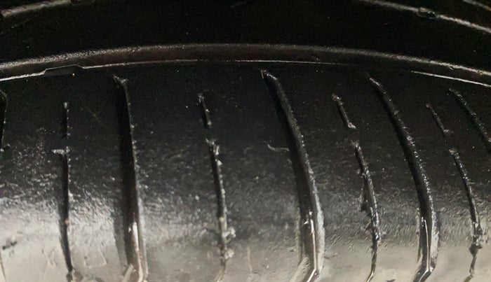 2019 Hyundai Elite i20 ASTA 1.2 (O), Petrol, Manual, 68,908 km, Left Rear Tyre Tread