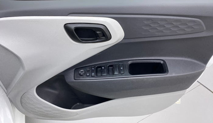 2021 Hyundai GRAND I10 NIOS MAGNA 1.2 AT, Petrol, Automatic, 52,180 km, Driver Side Door Panels Control