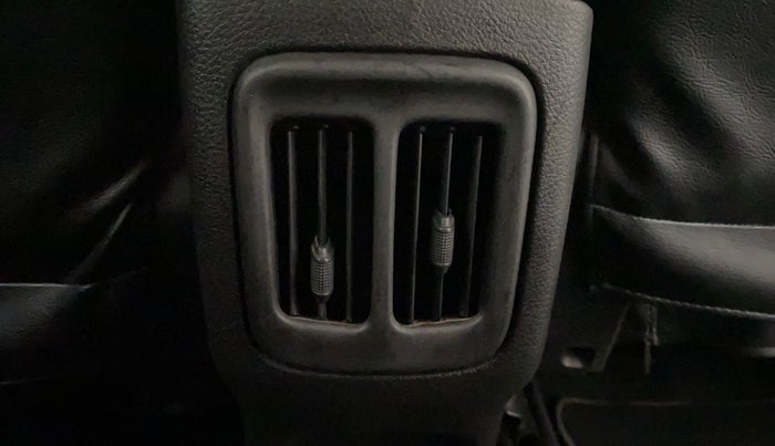 2017 Jeep Compass LONGITUDE 2.0 DIESEL, Diesel, Manual, 77,884 km, Rear AC Vents