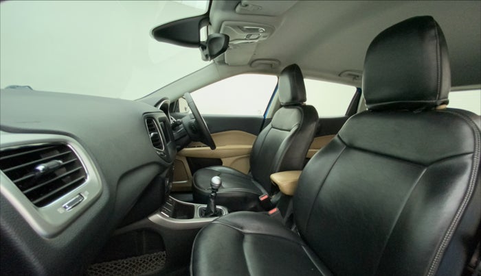 2017 Jeep Compass LONGITUDE 2.0 DIESEL, Diesel, Manual, 77,884 km, Right Side Front Door Cabin