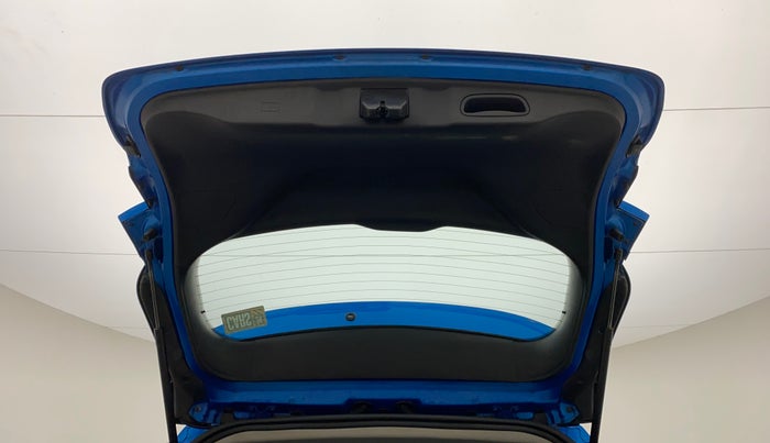 2017 Jeep Compass LONGITUDE 2.0 DIESEL, Diesel, Manual, 77,884 km, Boot Door Open