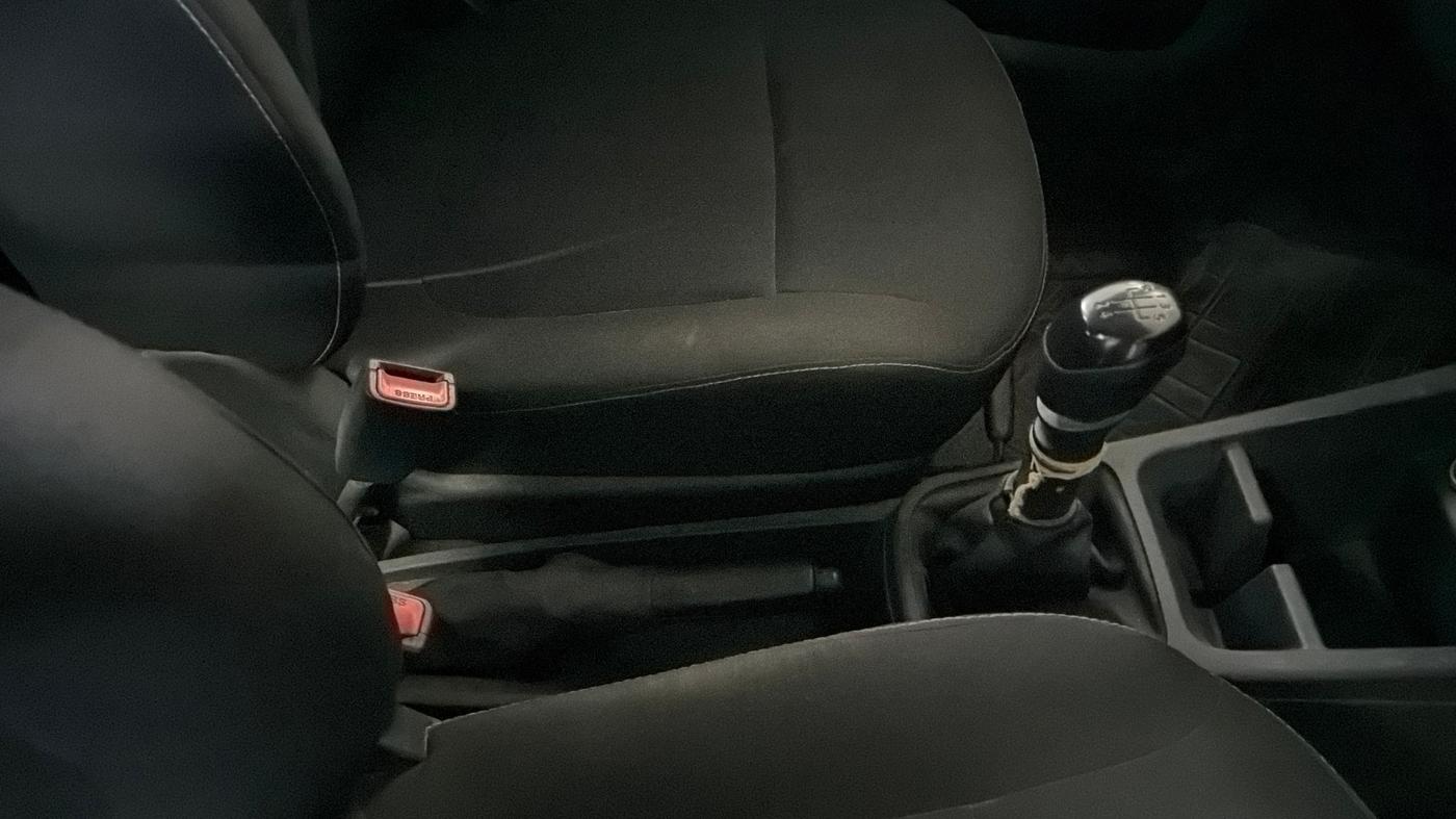 2020 Renault Kwid RXL, Petrol, Manual, 69,238 km, Gear Lever