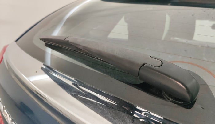 2016 Maruti Baleno ALPHA PETROL 1.2, Petrol, Manual, 37,593 km, Rear Wiper