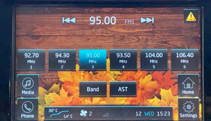 2018 Mahindra XUV500 W7, Diesel, Manual, 1,05,759 km, Infotainment System