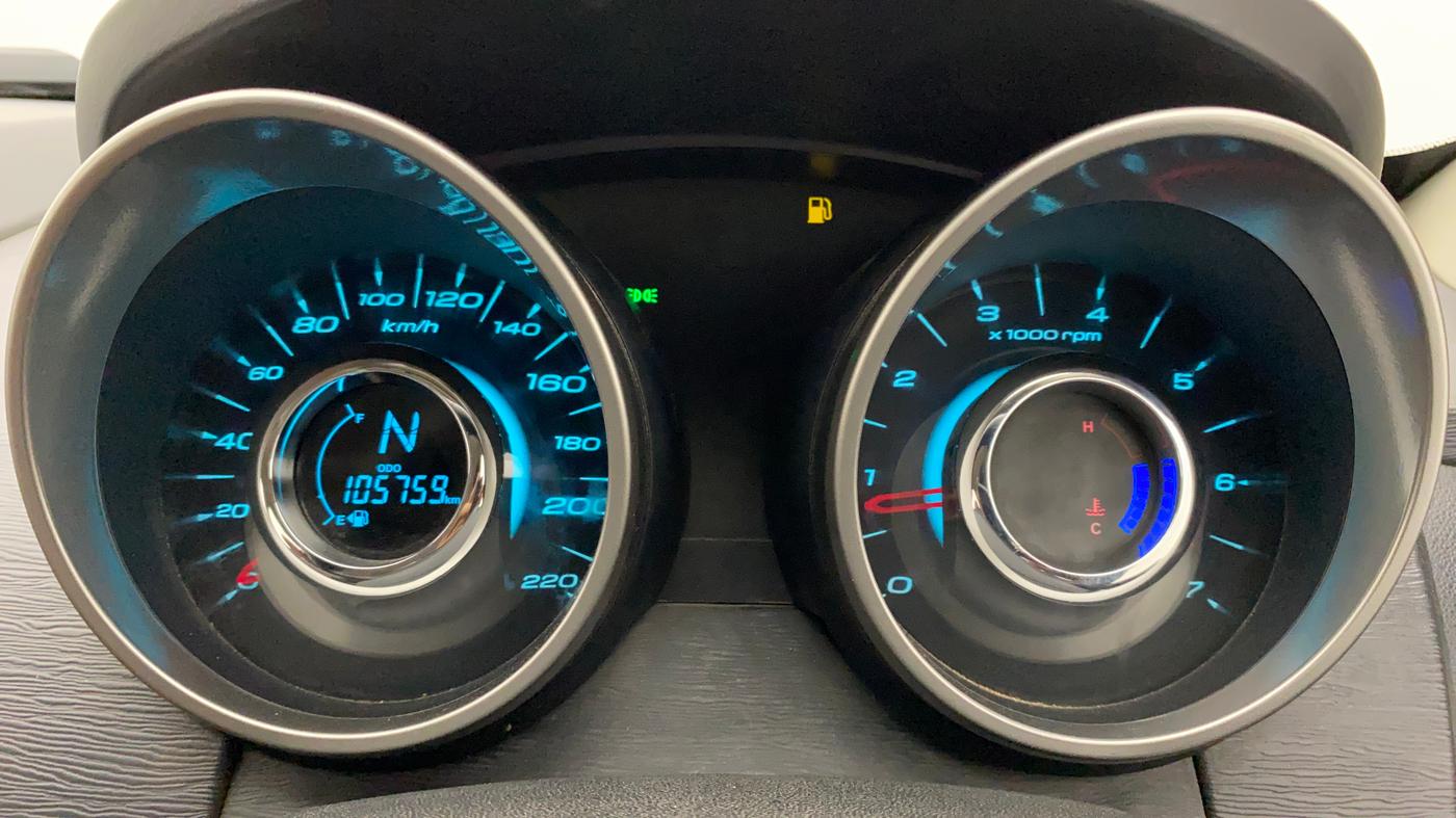 2018 Mahindra XUV500 W7, Diesel, Manual, 1,05,759 km, Odometer Image