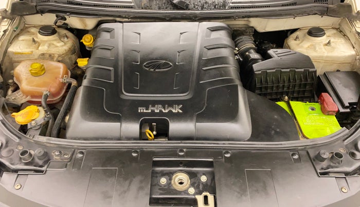 2018 Mahindra XUV500 W7, Diesel, Manual, 1,05,759 km, Open Bonet