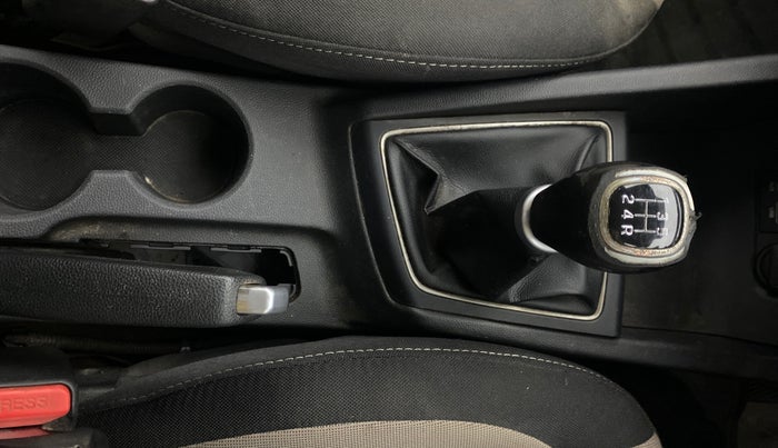 2015 Hyundai Elite i20 ASTA 1.2 (O), Petrol, Manual, 98,299 km, Gear Lever