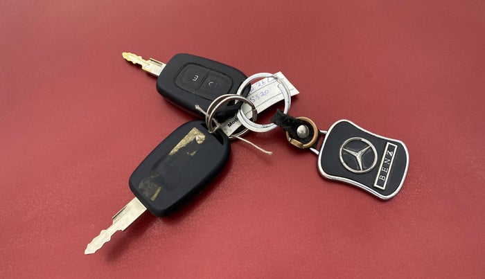 2016 Renault Kwid RXT 0.8, Petrol, Manual, 39,456 km, Key Close Up