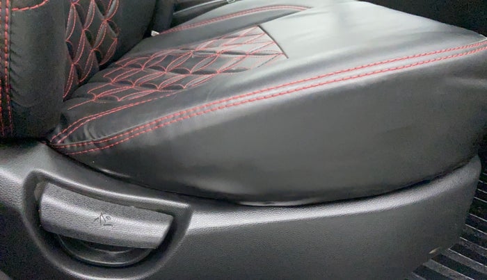 2019 Hyundai Grand i10 MAGNA 1.2 KAPPA VTVT CNG, CNG, Manual, 46,392 km, Driver Side Adjustment Panel