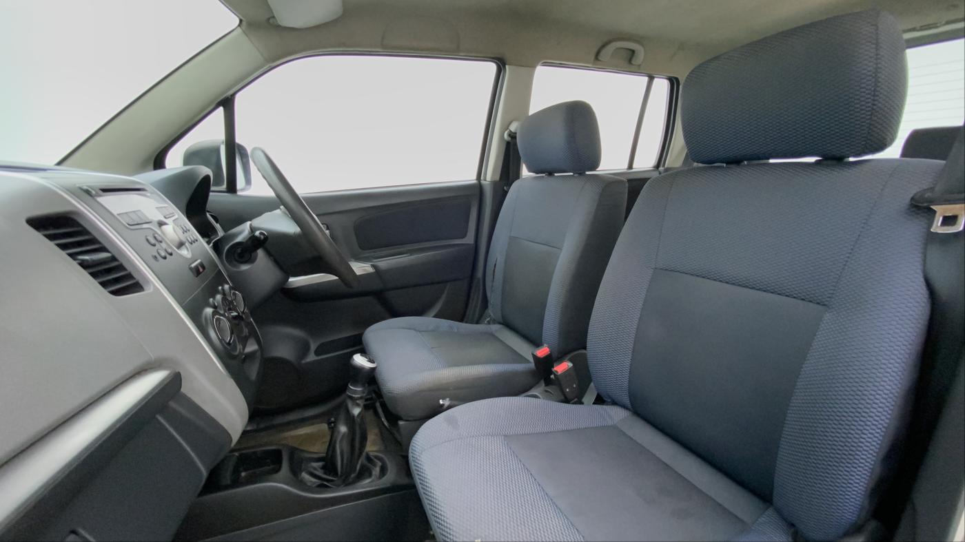 2011 Maruti Wagon R 1.0 VXI, Petrol, Manual, 69,747 km, Right Side Front Door Cabin