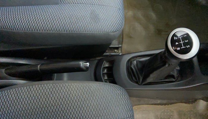 2011 Maruti Wagon R 1.0 VXI, Petrol, Manual, 69,747 km, Gear Lever