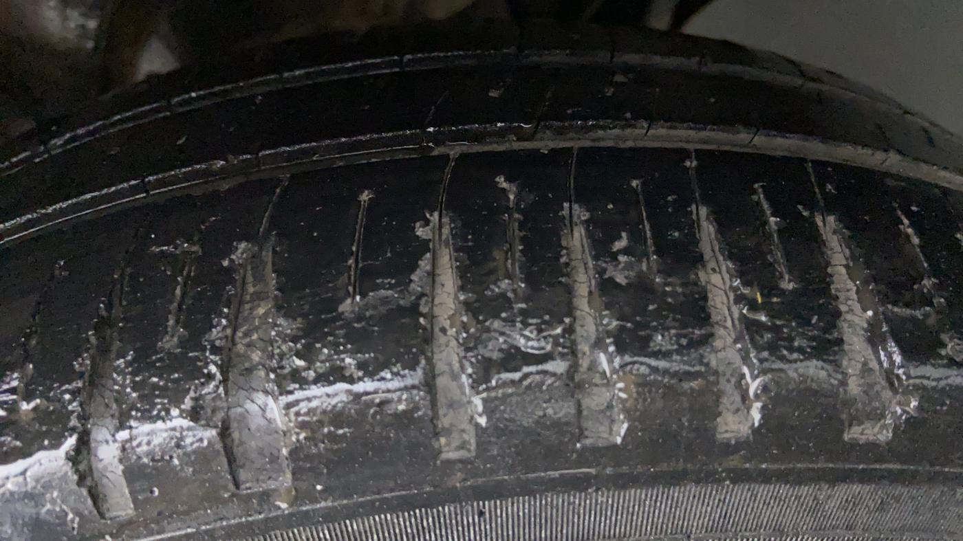 2011 Maruti Wagon R 1.0 VXI, Petrol, Manual, 69,747 km, Left Rear Tyre Tread